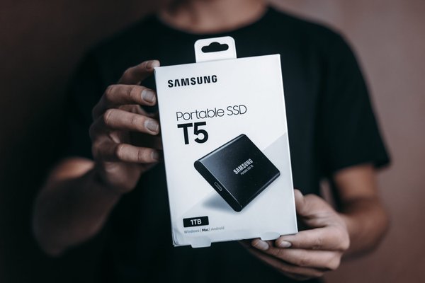 Comment transférer Windows d'un SSD à  un SSD ?